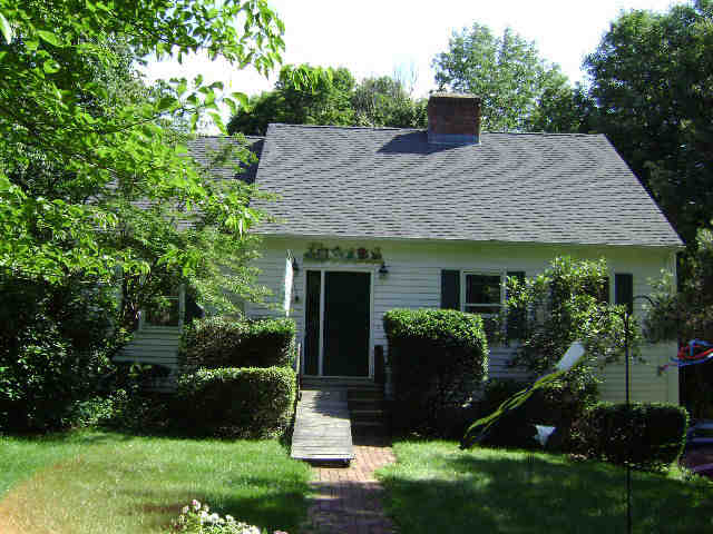 Building photograph for 501 WOOD CREEK RD